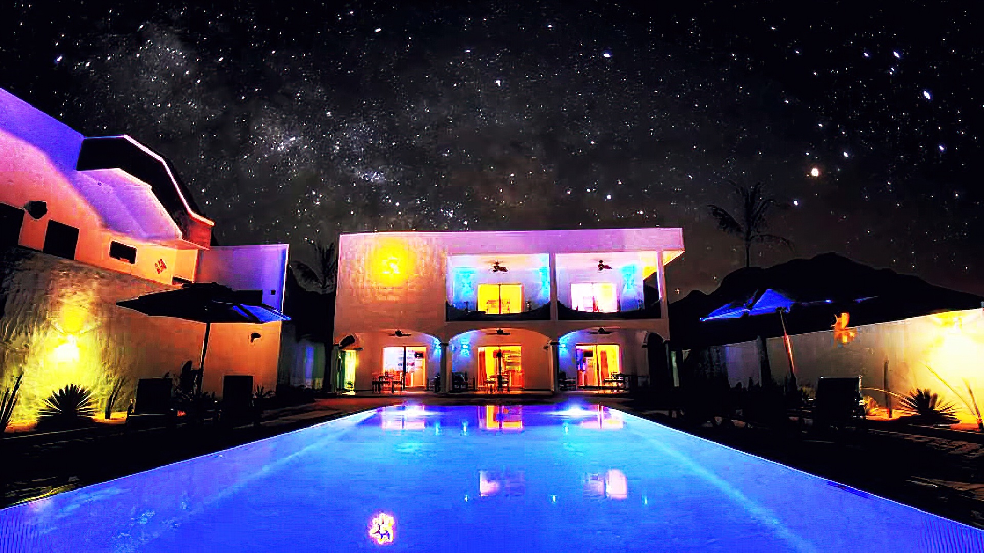 Villa Star of the Sea Suites at Night